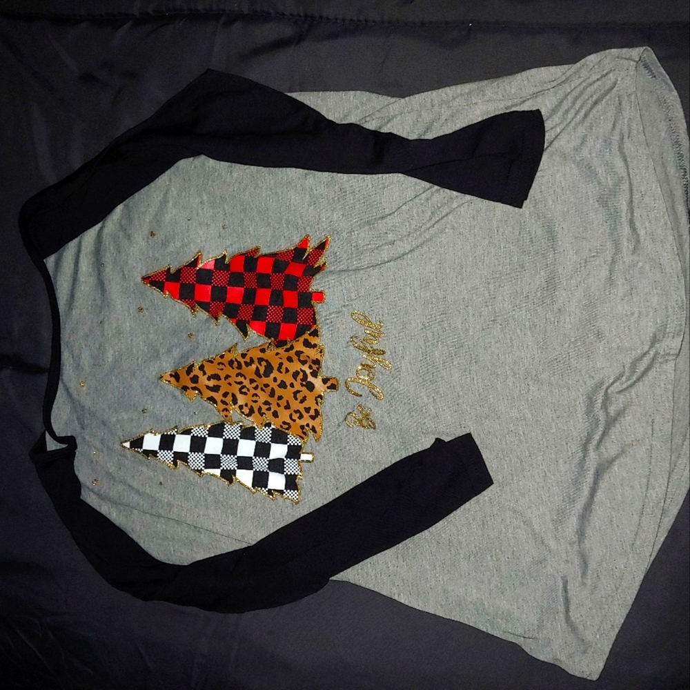 Women's t shirt